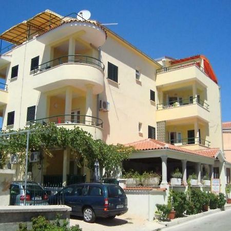 Apartmani Bilan Vodice Kültér fotó
